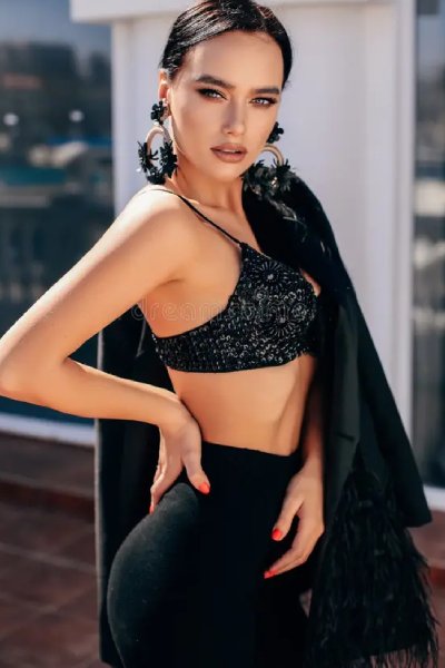 Big Boobs Call Girls in Rajouri Garden